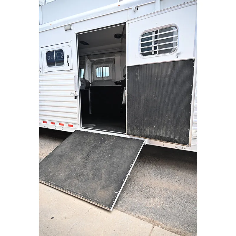 2016 Elite 4 Horse Trailer Reverse Load with 14'8" LQ