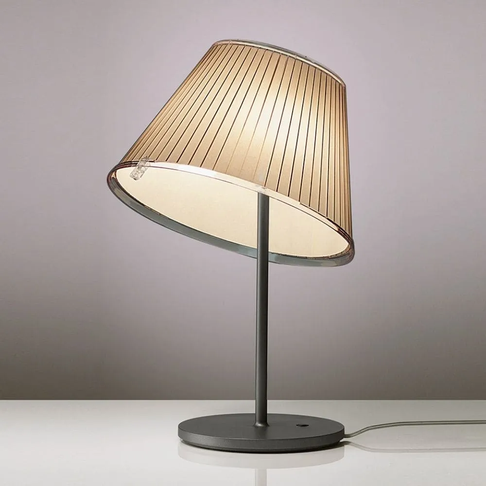 Artemide Choose table lamp with parchment diffuser