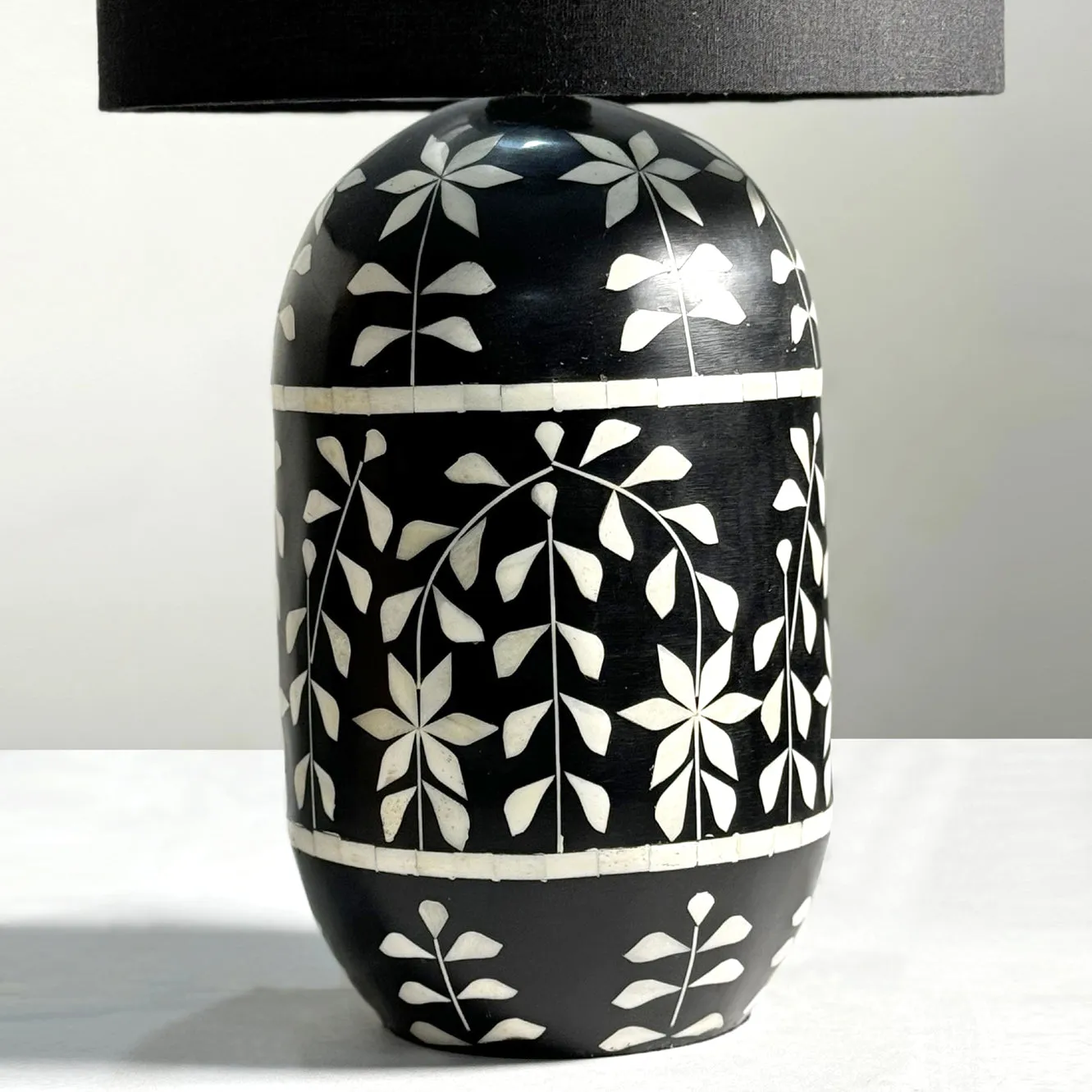 Kalla Petal Table Lamp