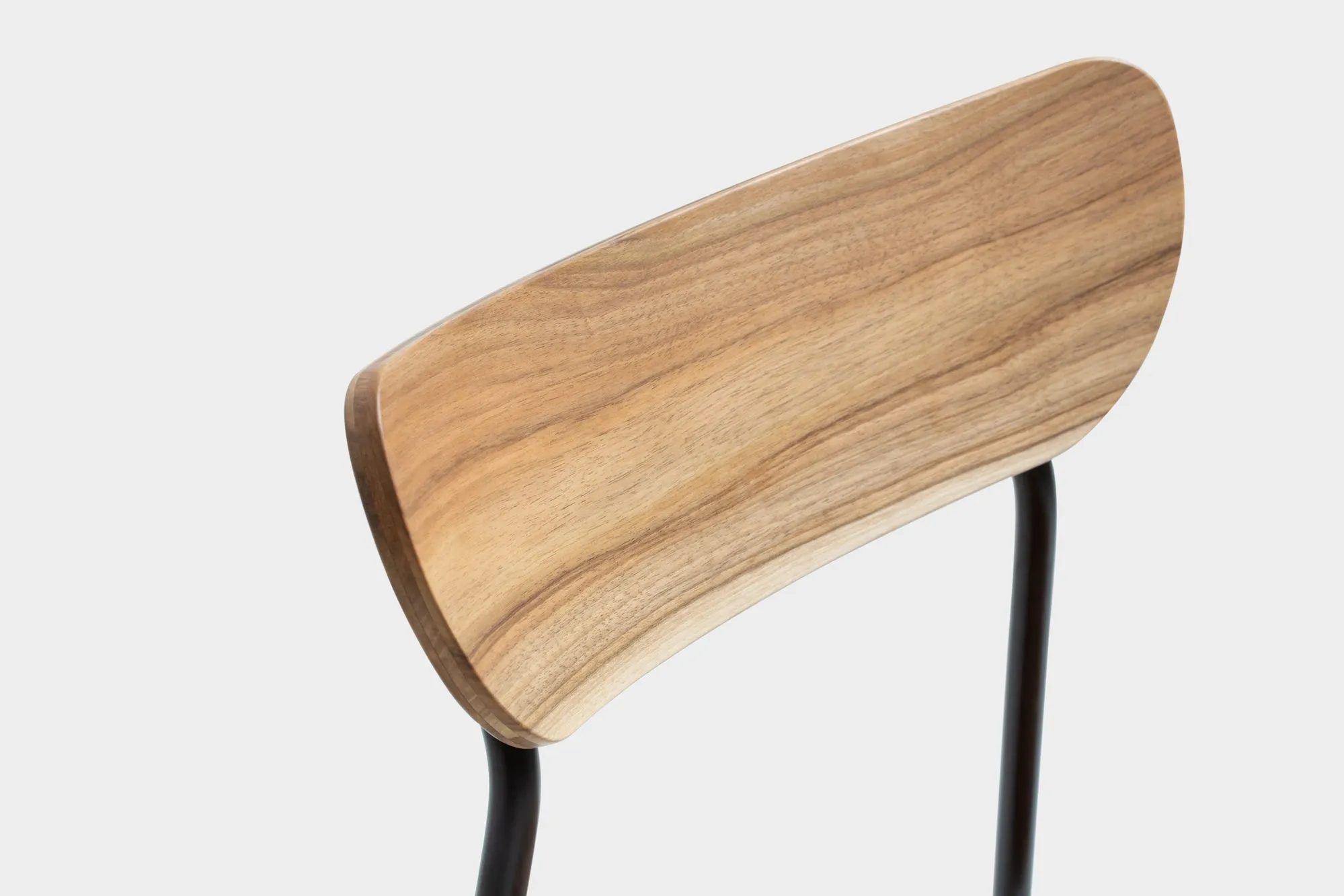 MAYA Chair | Oak and Walnut